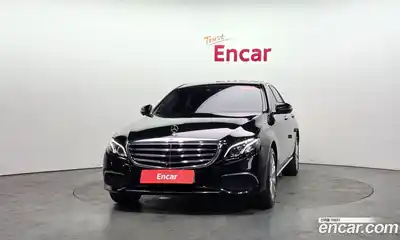 Mercedes-Benz E-Class 2020 2.0 Автомат в Москве № 160996, миниатюра 4