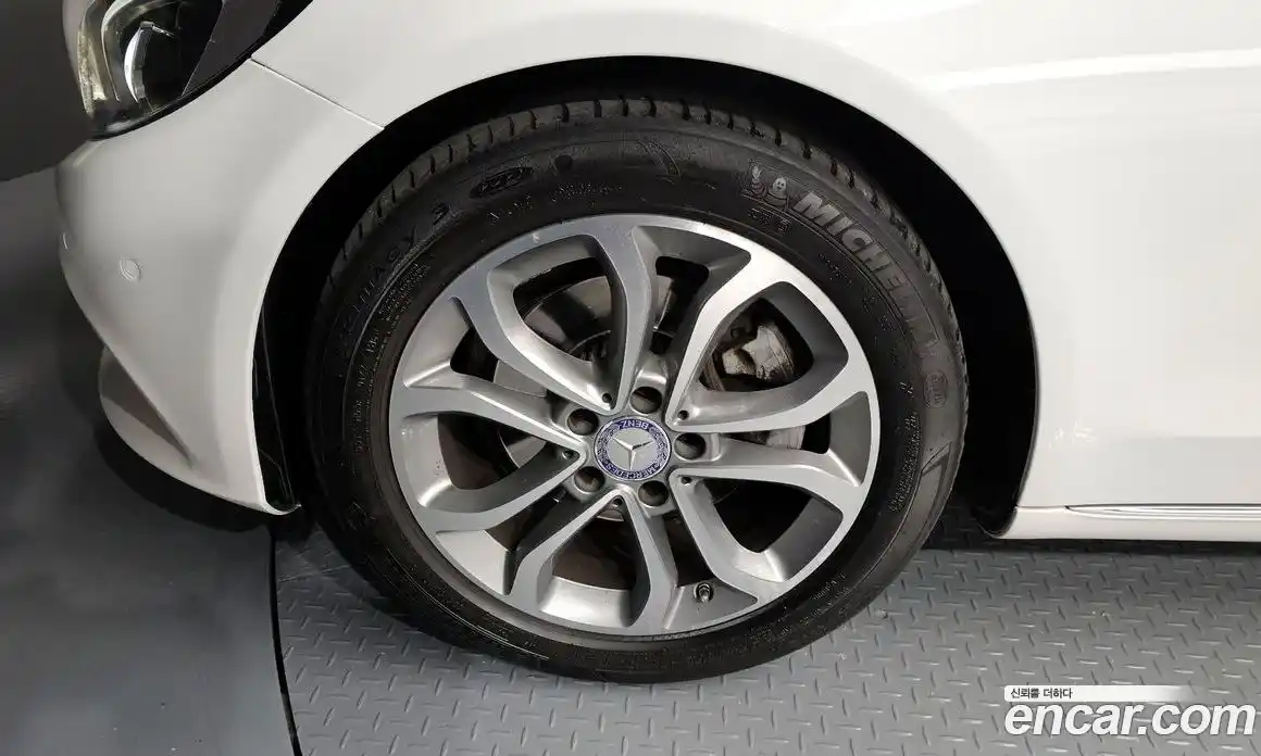 Mercedes-Benz C-Class 2017 2.0 Автомат в Москве № 161112, фото 19