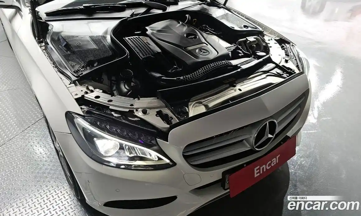 Mercedes-Benz C-Class 2017 2.0 Автомат в Москве № 161112, фото 9