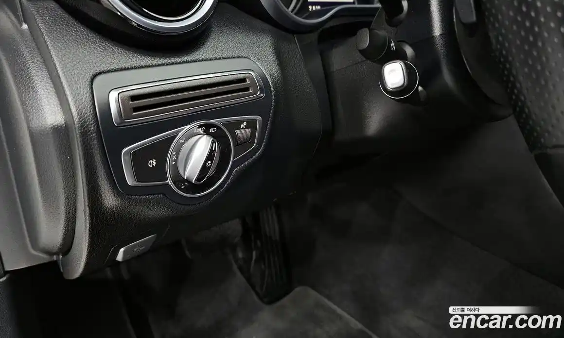 Mercedes-Benz C-Class 2017 2.0 Автомат в Москве № 161112, фото 10