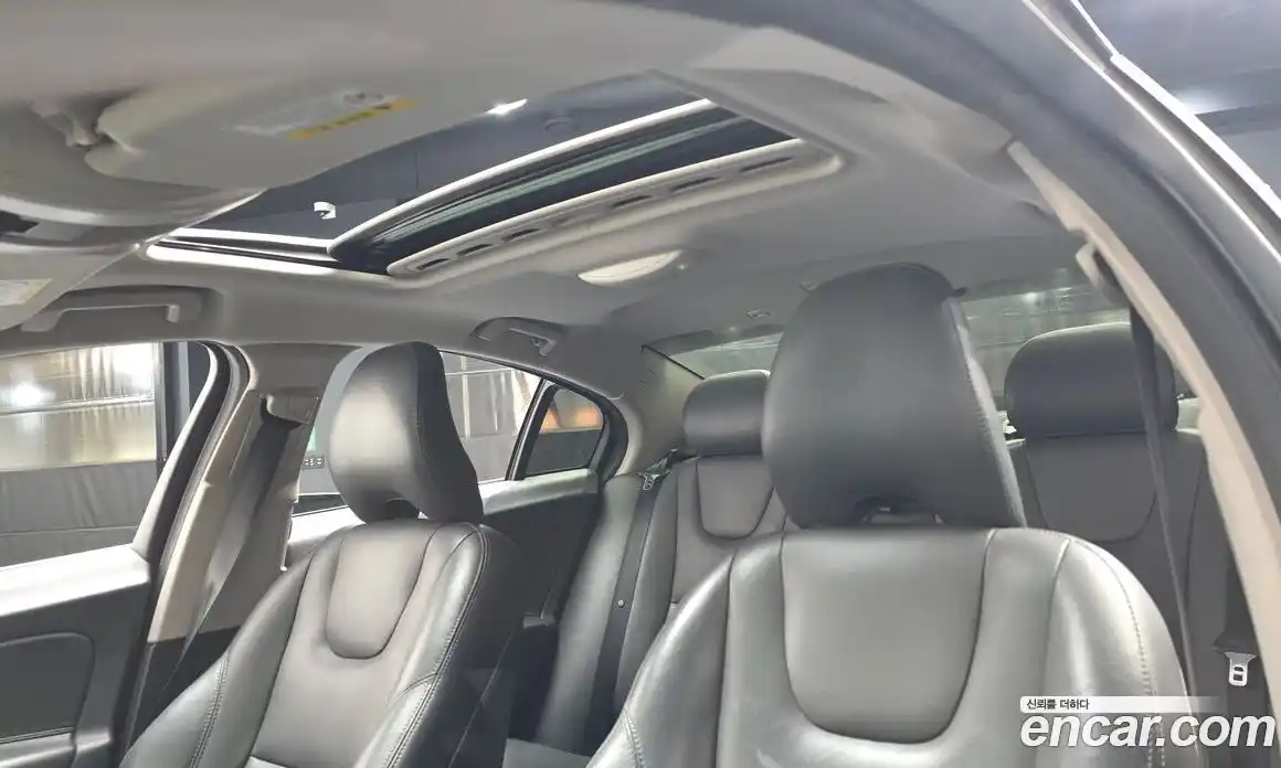 Volvo S60 2018 2.0 Автомат в Москве № 161909, фото 11