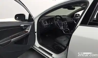 Volvo S60 2018 2.0 Автомат в Москве № 161909, миниатюра 5