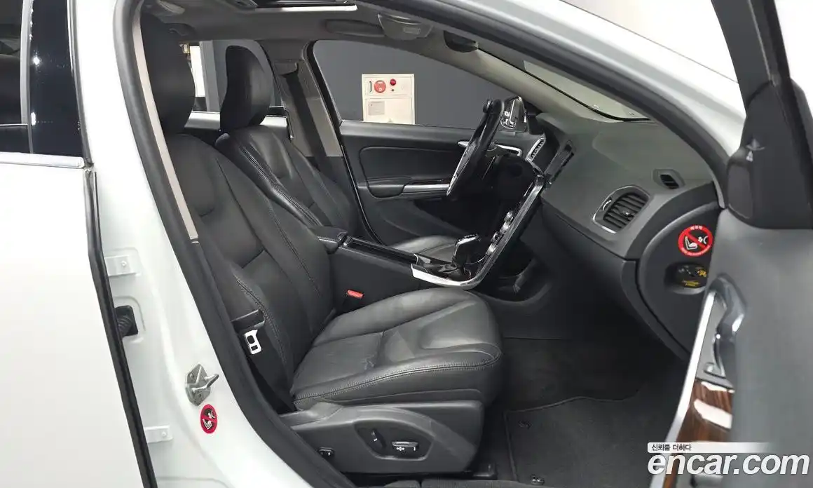 Volvo S60 2018 2.0 Автомат в Москве № 161909, фото 10