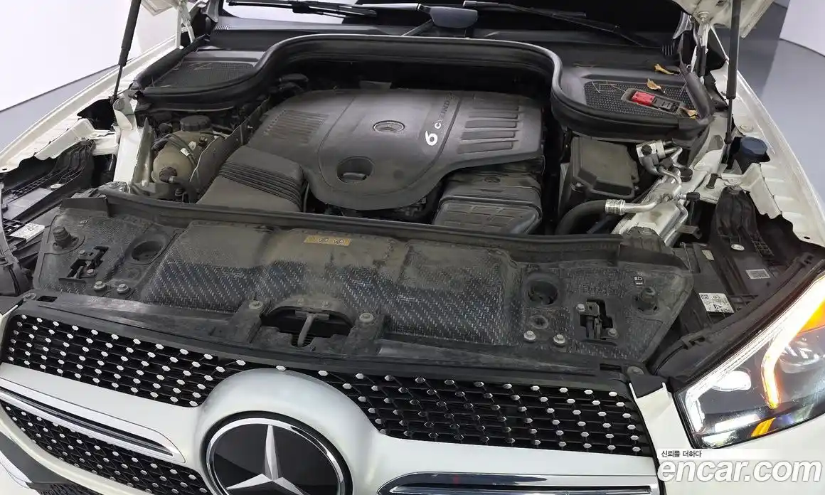 Mercedes-Benz GLE-Class 2021 3.0 Автомат в Москве № 161928, фото 1