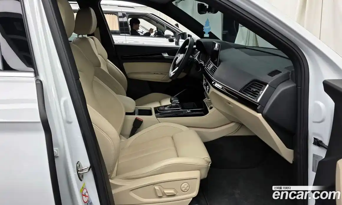 Audi Q5 2021 2.0 Автомат в Москве № 162678, фото 16