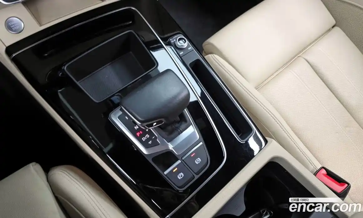 Audi Q5 2021 2.0 Автомат в Москве № 162678, фото 7