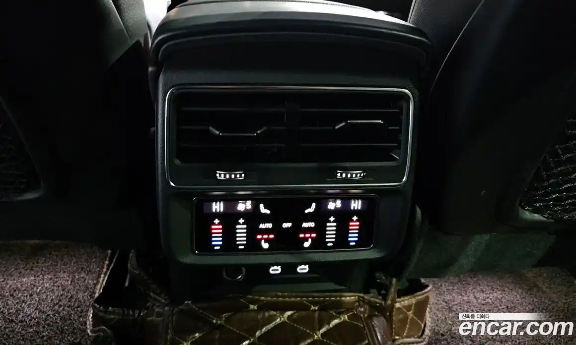 Audi Q8 2021 3.0 Автомат в Москве № 163131, фото 20