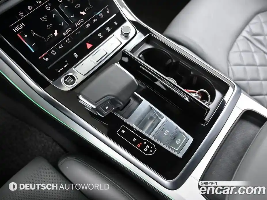 Audi Q8 2021 3.0 Автомат в Москве № 163984, фото 9