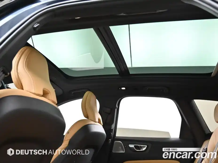 Volvo XC60 2024 2.0 Автомат в Москве № 164299, фото 19