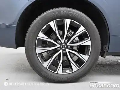 Volvo XC60 2024 2.0 Автомат в Москве № 164299, миниатюра 5