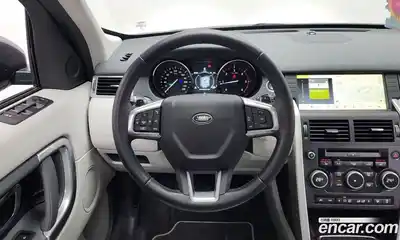 Land Rover Discovery Sport 2017 2.0 Автомат в Москве № 165975, миниатюра 11