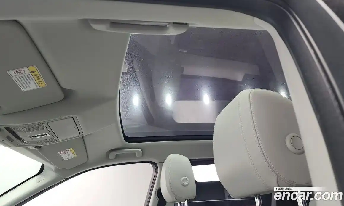 Land Rover Discovery Sport 2017 2.0 Автомат в Москве № 165975, фото 18