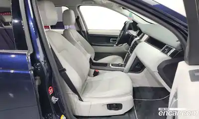 Land Rover Discovery Sport 2017 2.0 Автомат в Москве № 165975, миниатюра 3