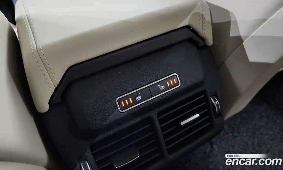 Land Rover Range-Rover Evoque 2017 2.0 Автомат в Москве № 166210, фото 19