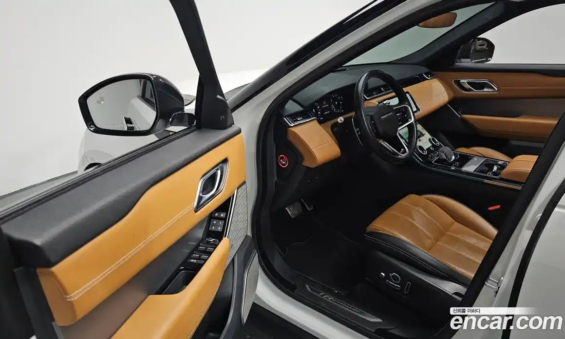 Land Rover Range-Rover Velar 2021 3.0 Автомат в Москве № 166228, фото 12