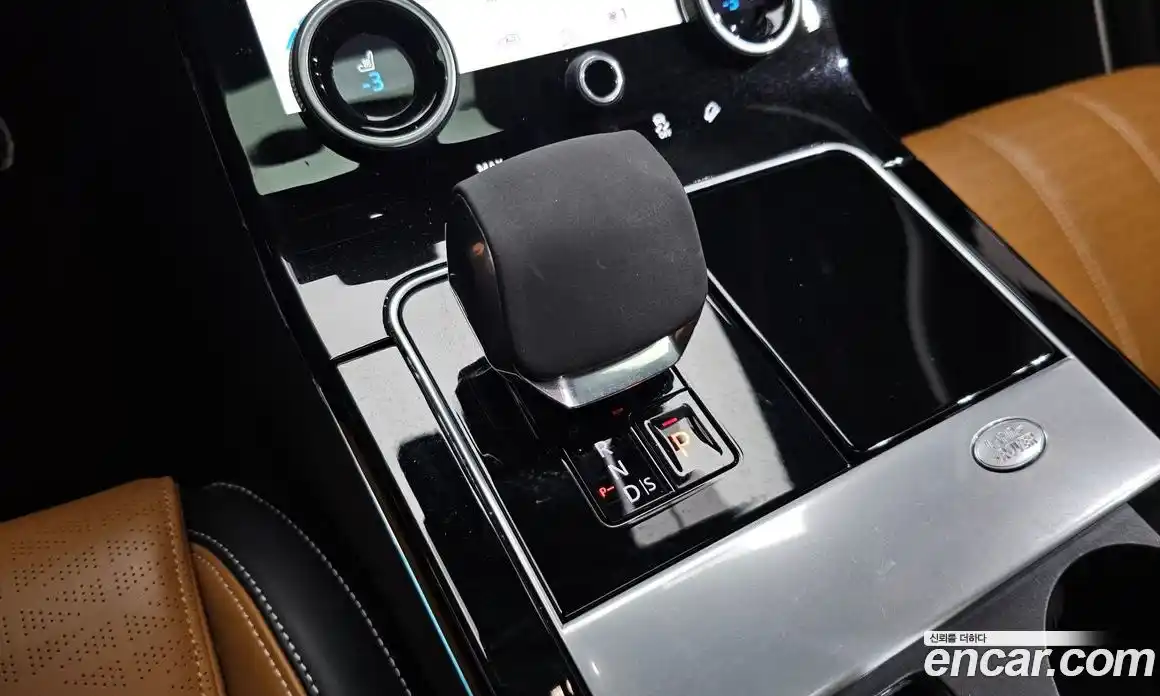 Land Rover Range-Rover Velar 2021 3.0 Автомат в Москве № 166228, фото 17