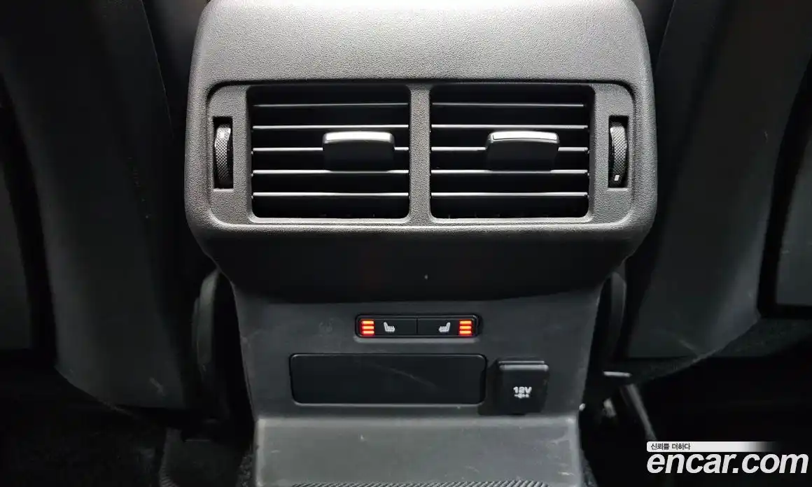 Land Rover Range-Rover Velar 2021 3.0 Автомат в Москве № 166228, фото 9