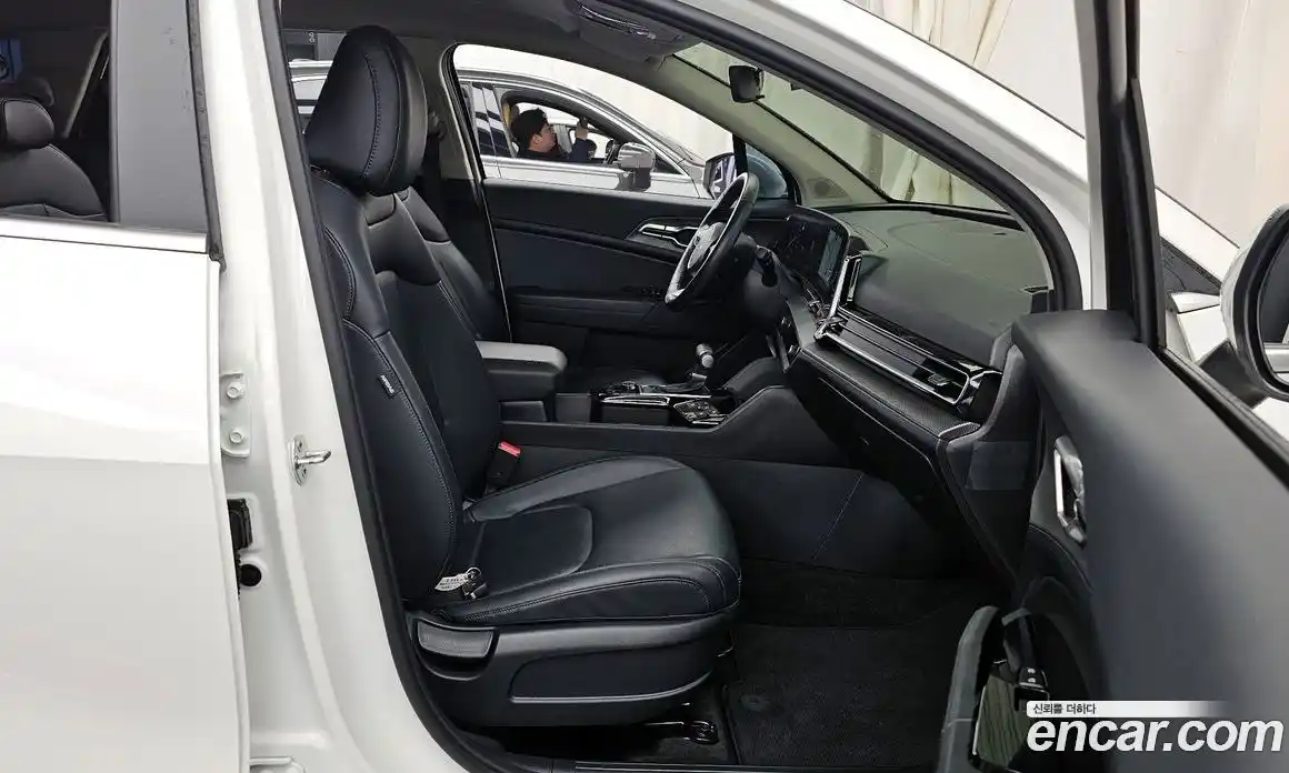 Kia Sportage 2022 1.6 Автомат в Москве № 16661, фото 10