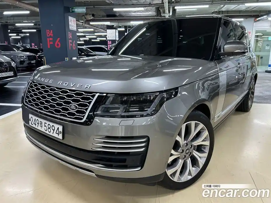 Land Rover Range-Rover 2019 4.4 Автомат в Москве № 166785, фото 2