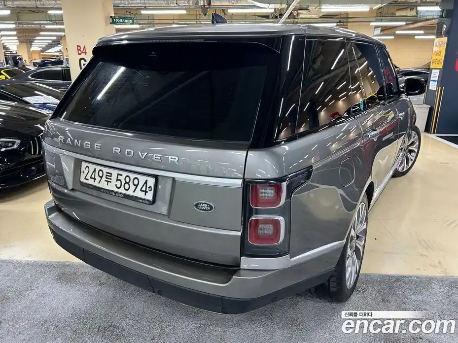 Land Rover Range-Rover 2019 4.4 Автомат в Москве № 166785, фото 5