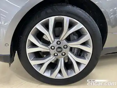 Land Rover Range-Rover 2019 4.4 Автомат в Москве № 166785, миниатюра 7