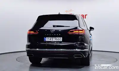 Volkswagen Touareg 2020 3.0 Автомат в Москве № 168739, миниатюра 4