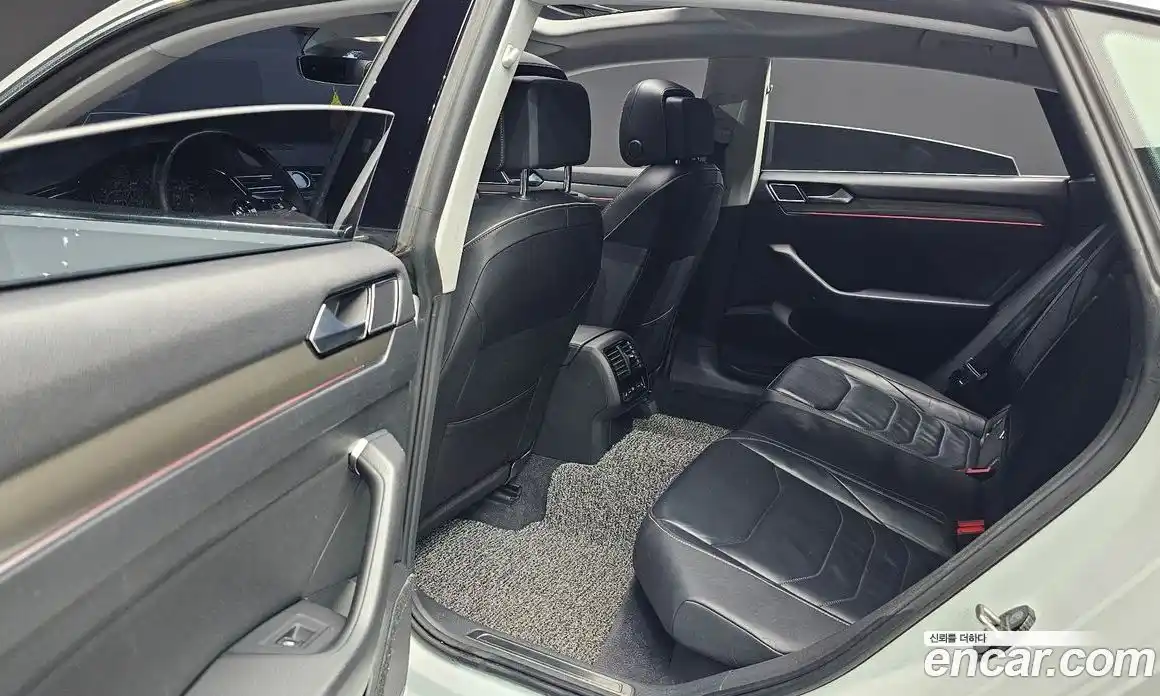 Volkswagen Arteon 2019 2.0 Автомат в Москве № 168836, фото 13