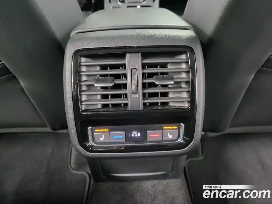 Volkswagen Passat 2021 2.0 Автомат в Москве № 169228, фото 15