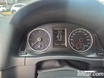 Volkswagen Tiguan 2015 2.0 Автомат в Москве № 169285, миниатюра 7