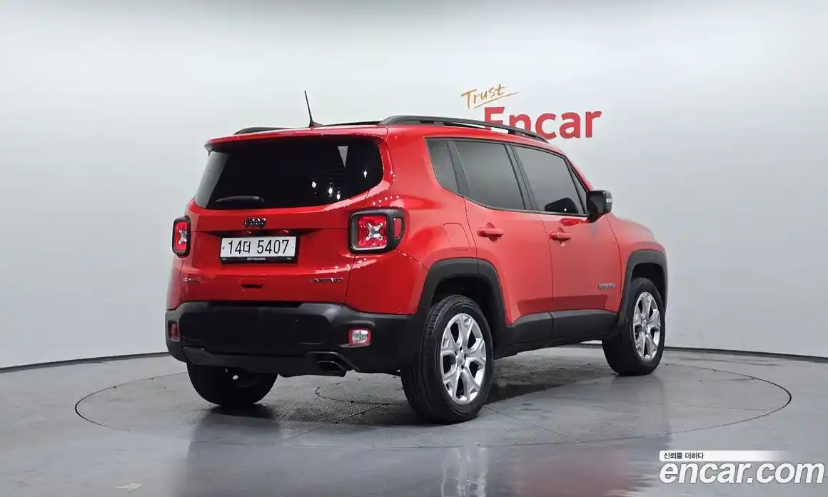 Jeep Renegade 2019 2.4 Автомат в Москве № 169716, фото 13