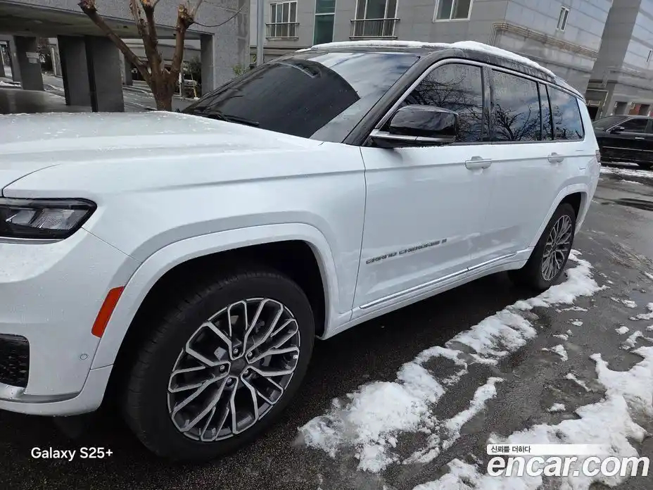 Jeep Cherokee 2024 3.6 Автомат в Москве № 169943, фото 4