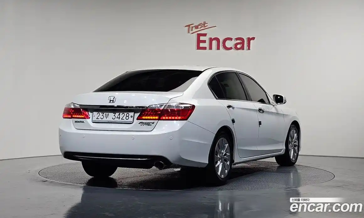 Honda Accord 2015 2.4 Автомат в Москве № 170574, фото 17