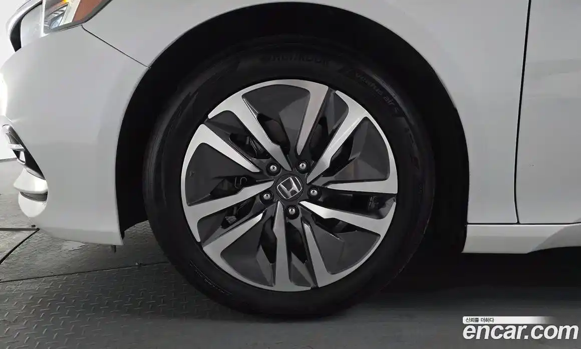 Honda Accord 2019 2.0 Автомат в Москве № 170637, фото 18