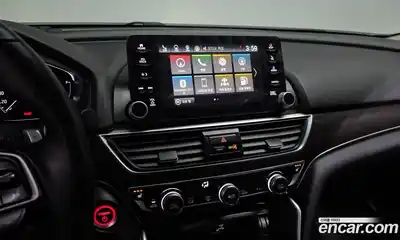 Honda Accord 2019 2.0 Автомат в Москве № 170637, миниатюра 2