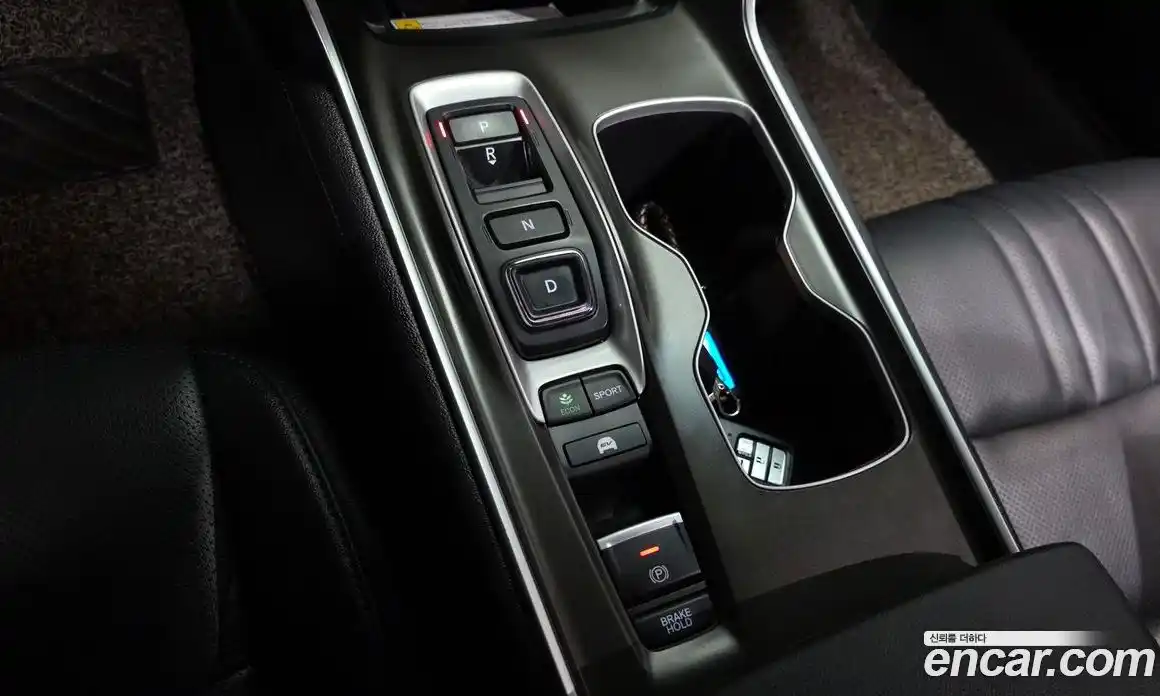 Honda Accord 2019 2.0 Автомат в Москве № 170637, фото 10