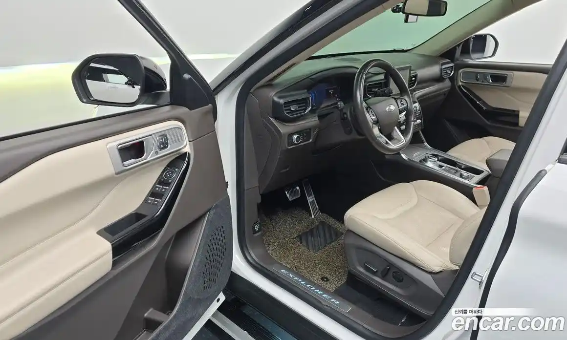 Ford Explorer 2021 3.0 Автомат в Москве № 170838, фото 11