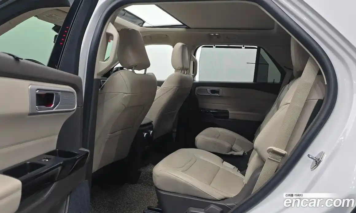 Ford Explorer 2021 3.0 Автомат в Москве № 170838, фото 12