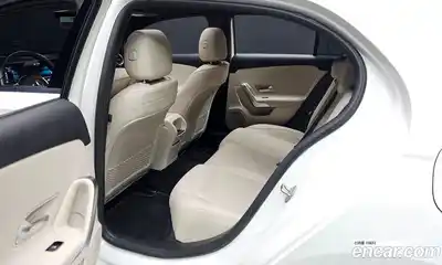 Mercedes-Benz A-Class 2021 2.0 Автомат в Москве № 172722, миниатюра 12