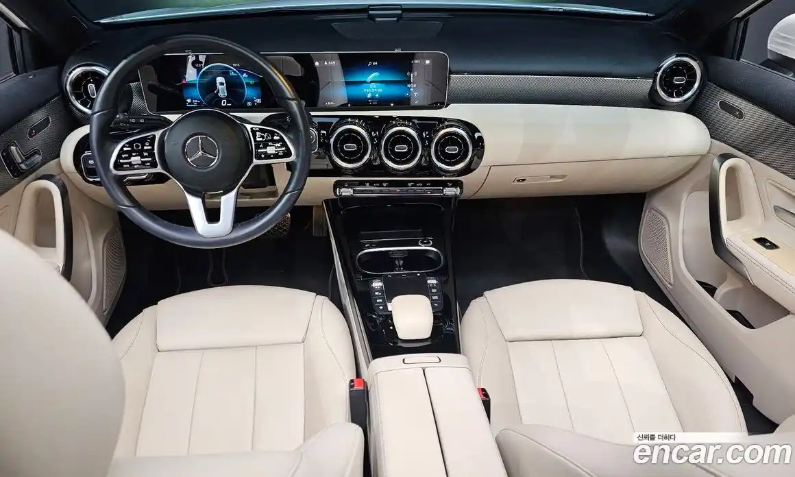 Mercedes-Benz A-Class 2021 2.0 Автомат в Москве № 172722, фото 18