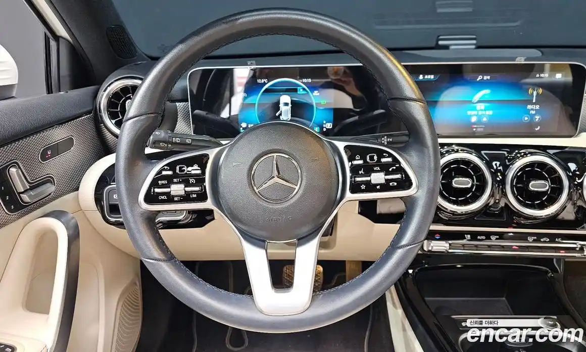 Mercedes-Benz A-Class 2021 2.0 Автомат в Москве № 172722, фото 19