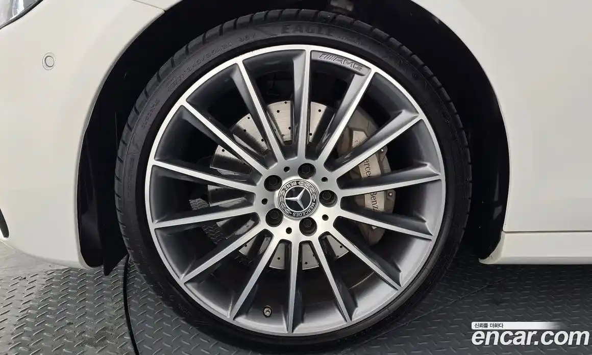 Mercedes-Benz E-Class 2022 2.0 Автомат в Москве № 177877, фото 17