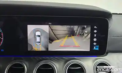 Mercedes-Benz E-Class 2022 2.0 Автомат в Москве № 177877, миниатюра 10