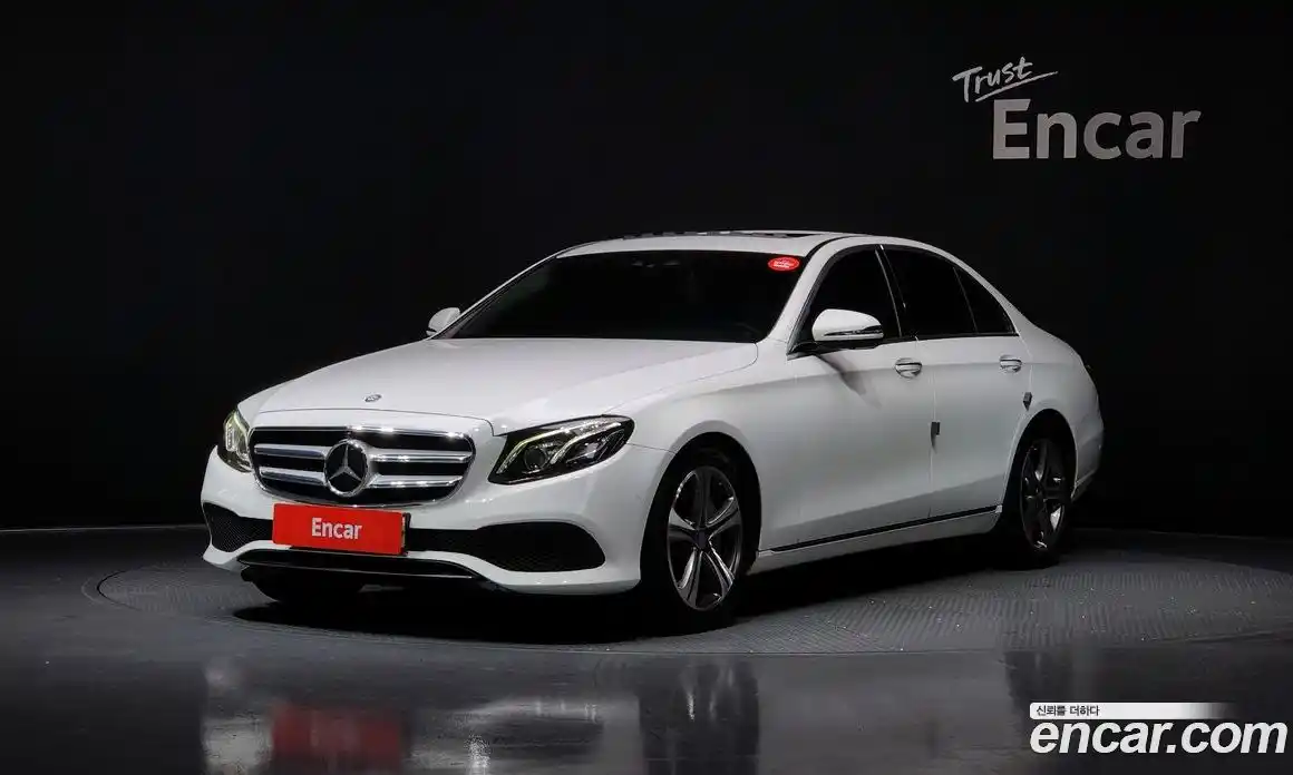 Mercedes-Benz E-Class 2017 2.0 Автомат в Москве № 180154, фото 17