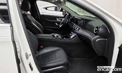 Mercedes-Benz E-Class 2017 2.0 Автомат в Москве № 180154, миниатюра 8