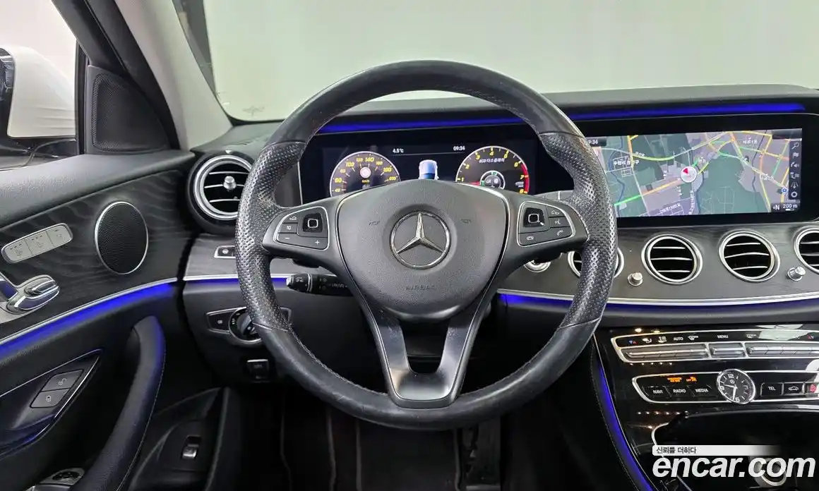 Mercedes-Benz E-Class 2017 2.0 Автомат в Москве № 180154, фото 9