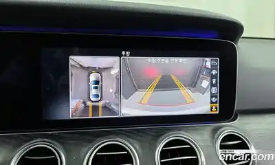 Mercedes-Benz E-Class 2017 2.0 Автомат в Москве № 180154, миниатюра 10