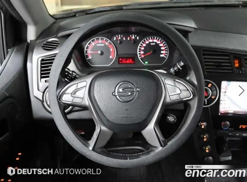 SsangYong Korando 2016 2.0 Автомат в Москве № 182542, фото 13