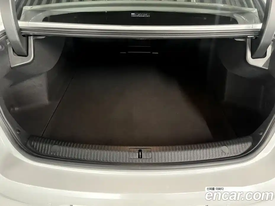 Renault SM6 2017 2.0 Автомат в Москве № 185550, фото 18