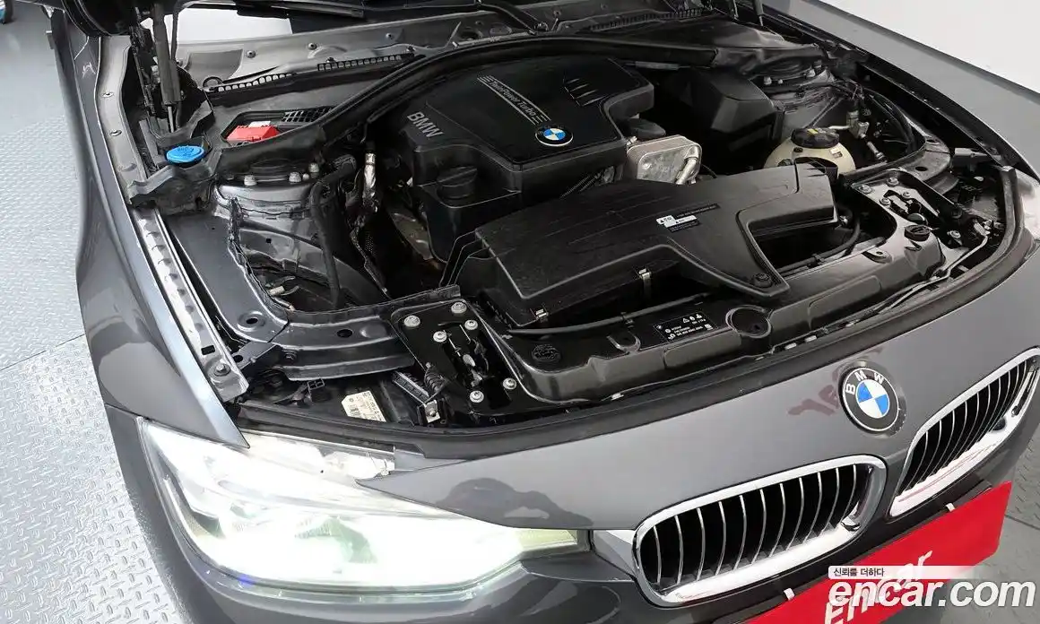 BMW 3-Series 2018 2.0 Автомат в Москве № 191621, фото 14