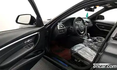 BMW 3-Series 2018 2.0 Автомат в Москве № 191621, миниатюра 5